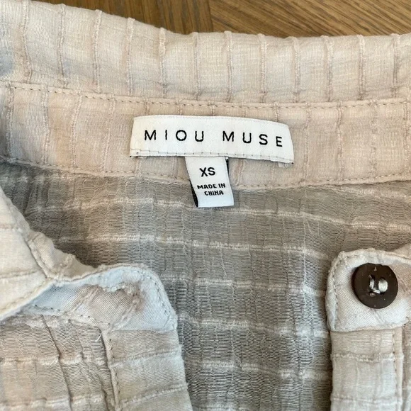 VICI Miou Muse Garrett Tiered Babydoll Tunic Dress Beige - Picture 7 of 10